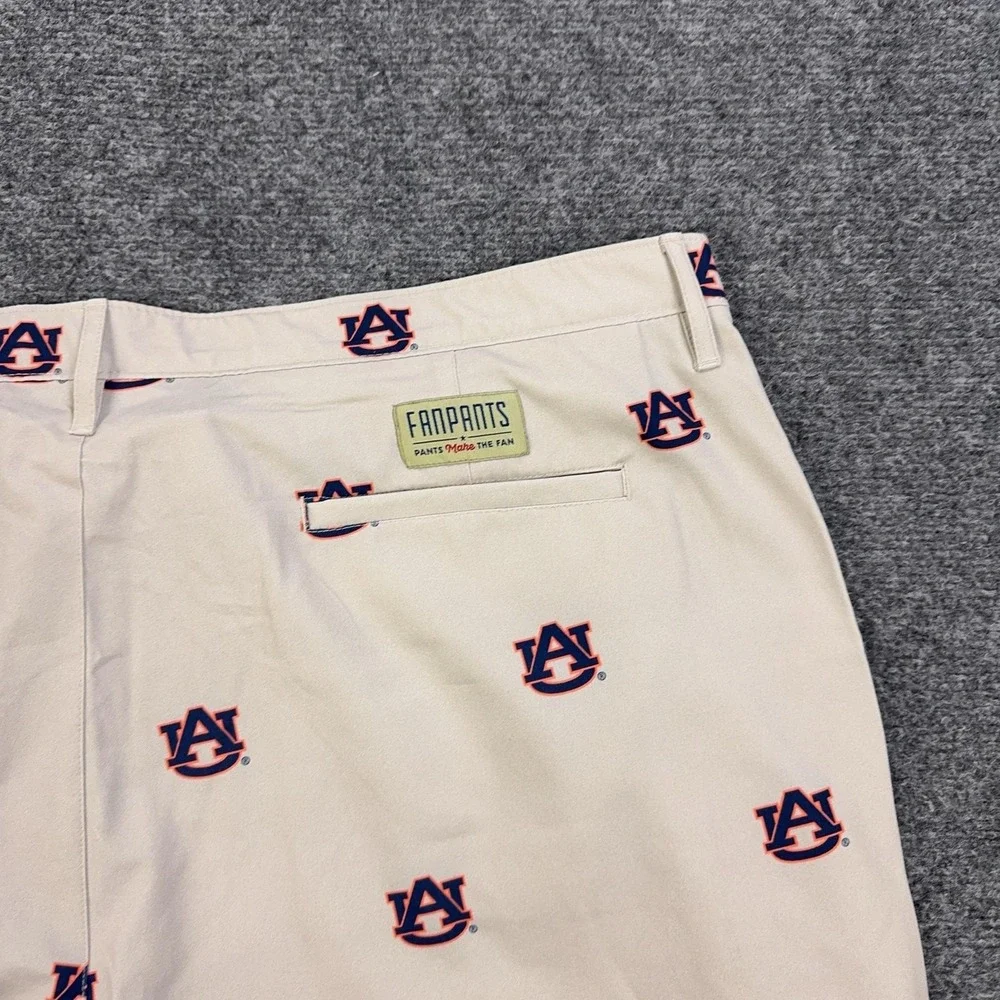 Auburn Tigers Shorts Mens 42 Beige NCAA Football FANPANTS All Over Print